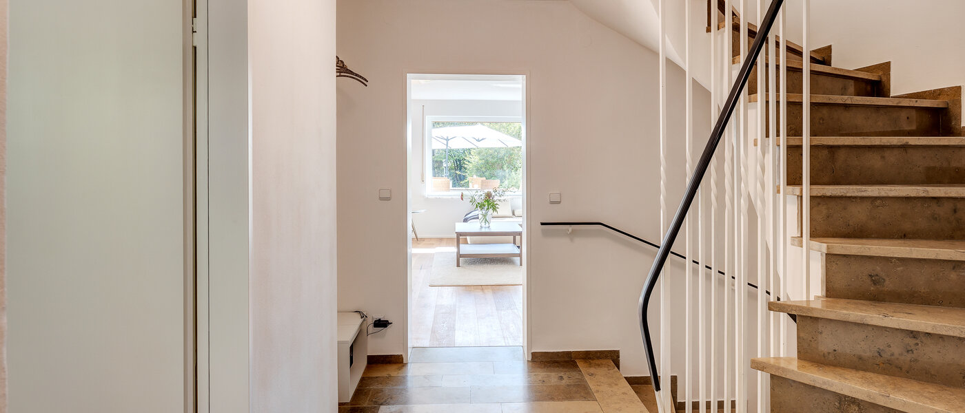 联排角落别墅 Eichenau 03 门厅 13696