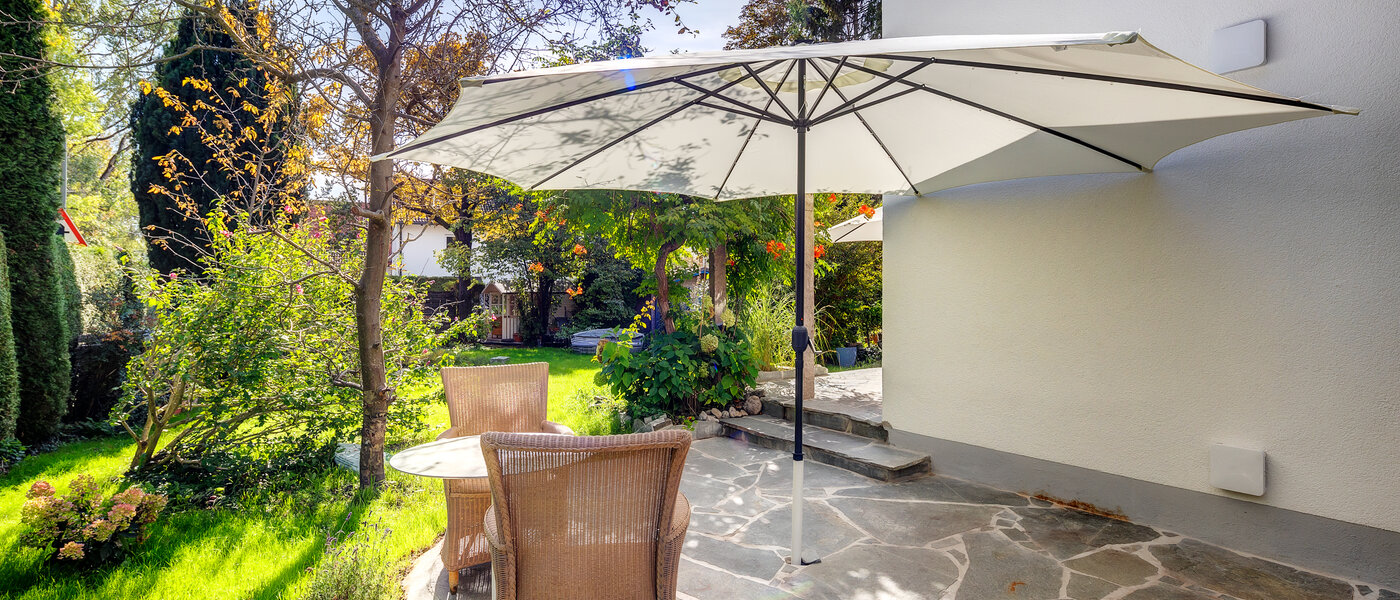 联排角落别墅 Eichenau 03 露台 13696