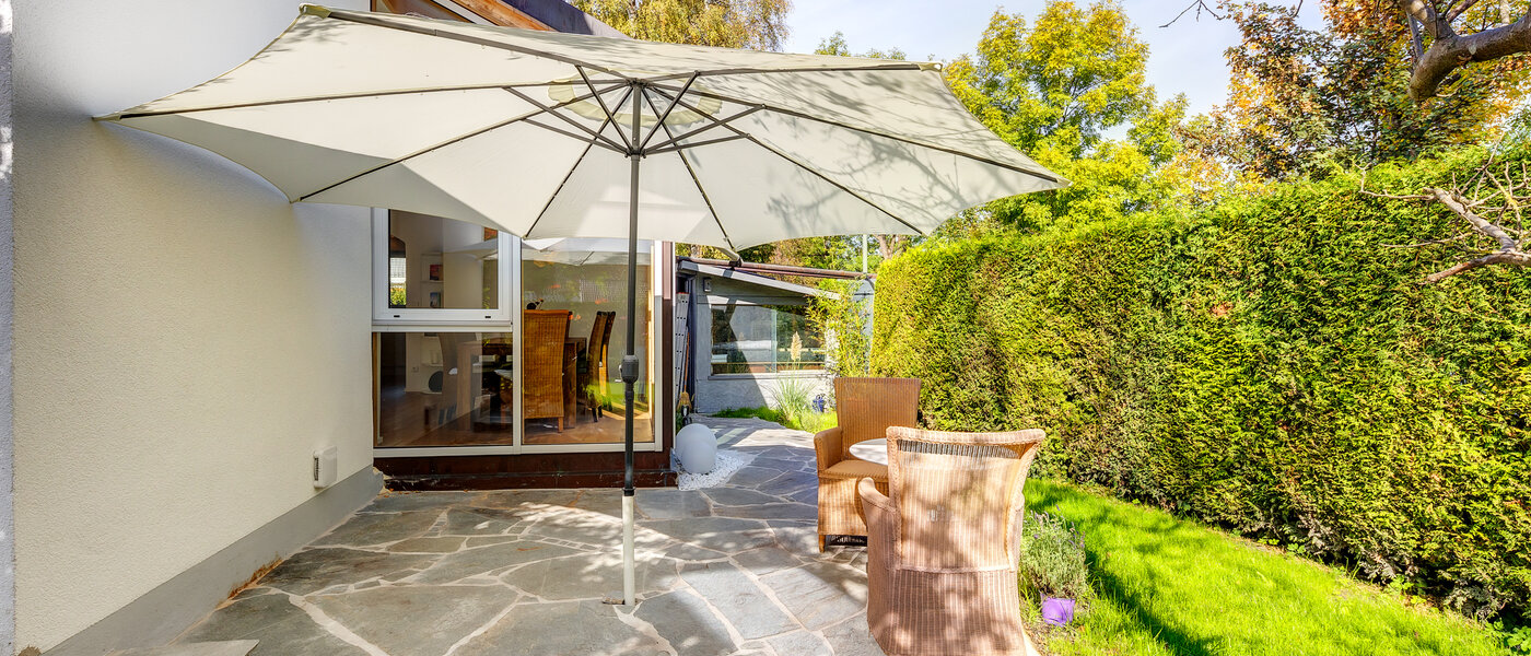 联排角落别墅 Eichenau 05 露台 13696