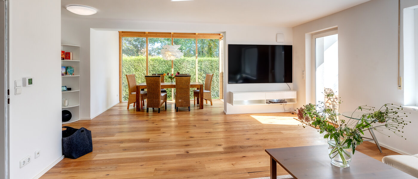 联排角落别墅 Eichenau 04 生活区 13696