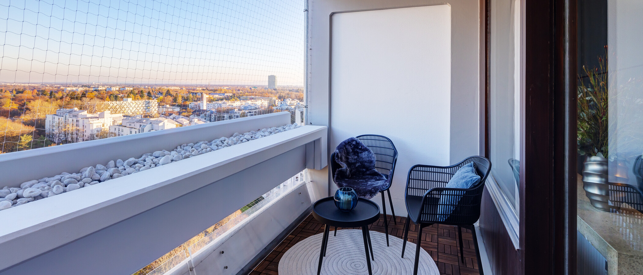 公寓 München Arabellapark 01 半封闭式阳台 13725
