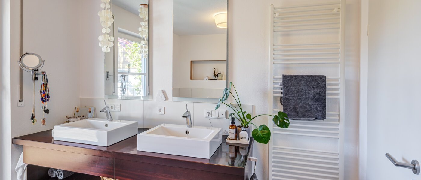 半独立式住宅 Ottobrunn 04 卫生间 14180