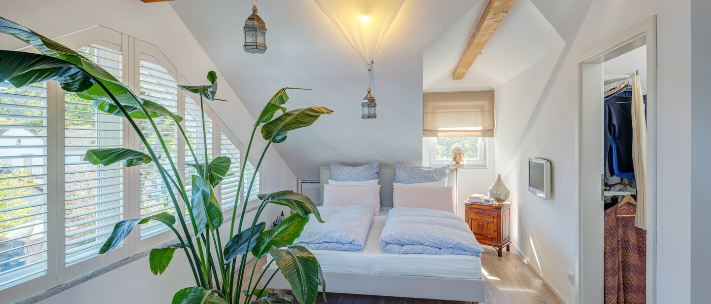 半独立式住宅 Ottobrunn 01 第一卧室 14180