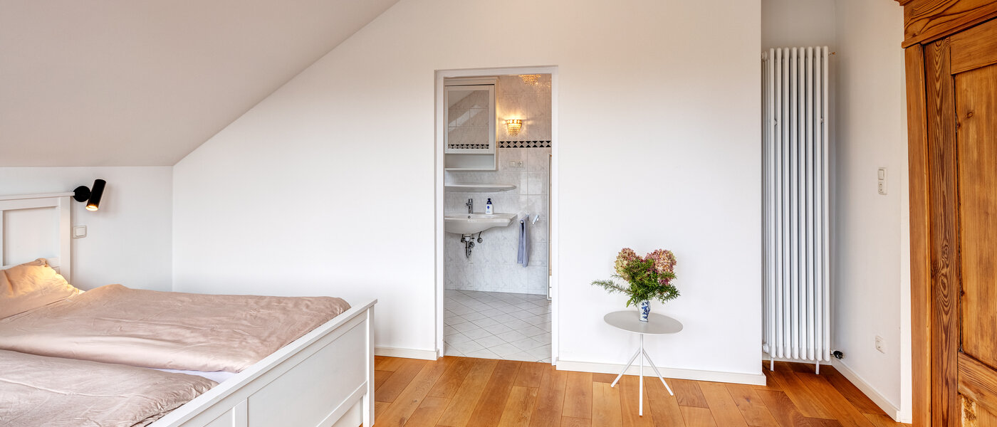 房子 Berg am Starnberger See 03 第一卧室 14208