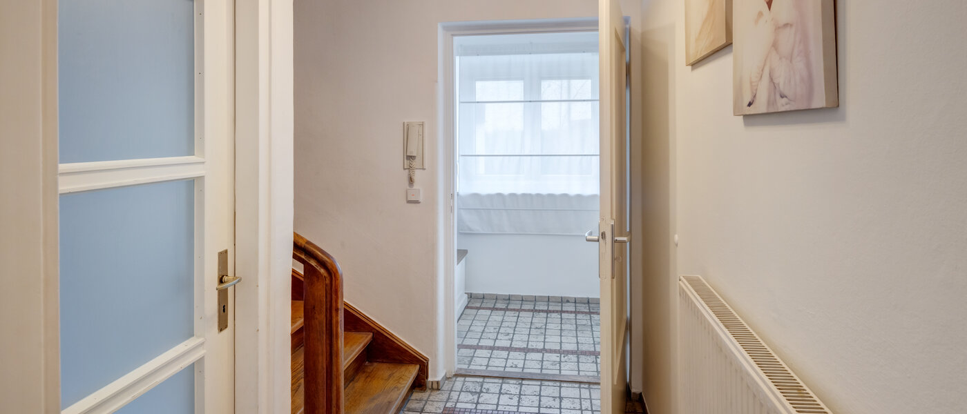 独户住宅 München Daglfing 07 门厅 14387