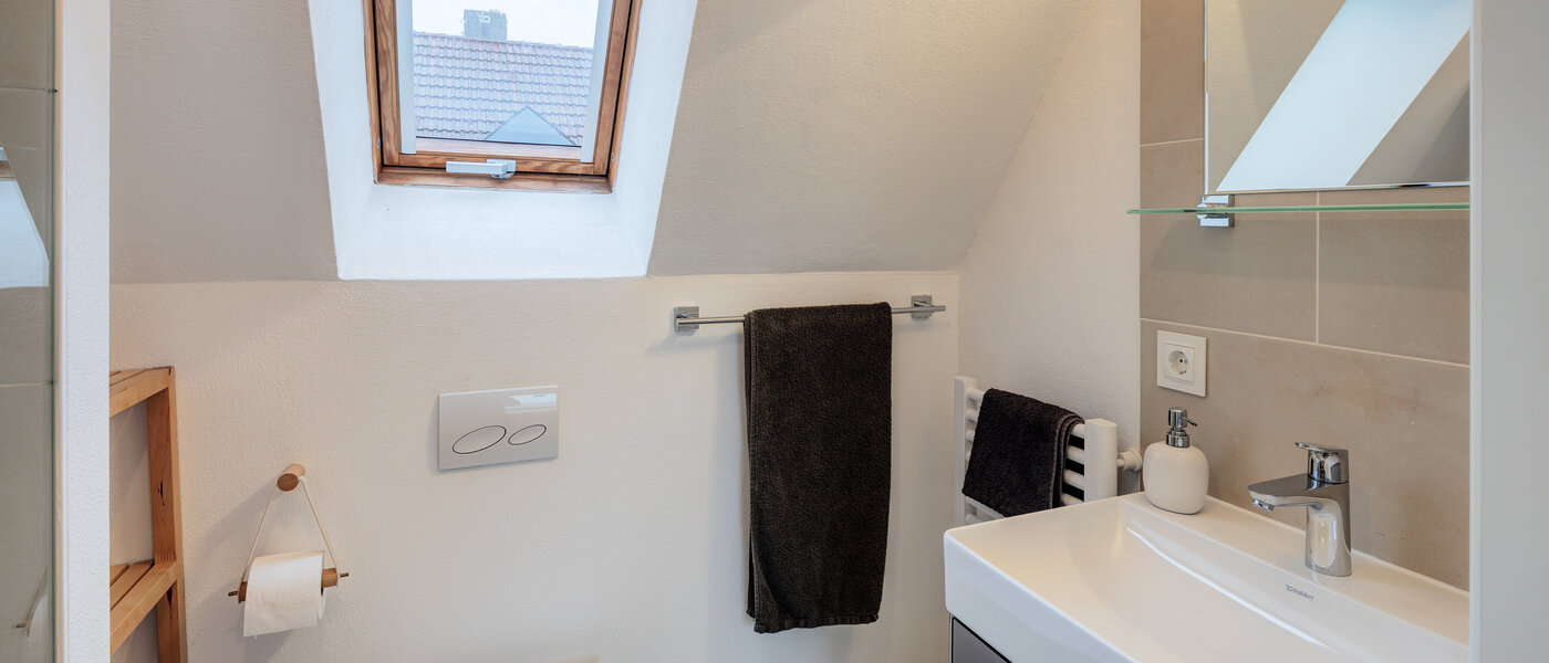 独户住宅 München Obermenzing 03 第二卫生间 14582