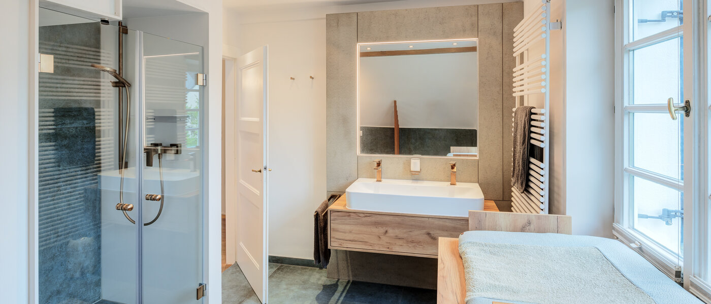 独户住宅 München Obermenzing 01 第一卫生间 14582