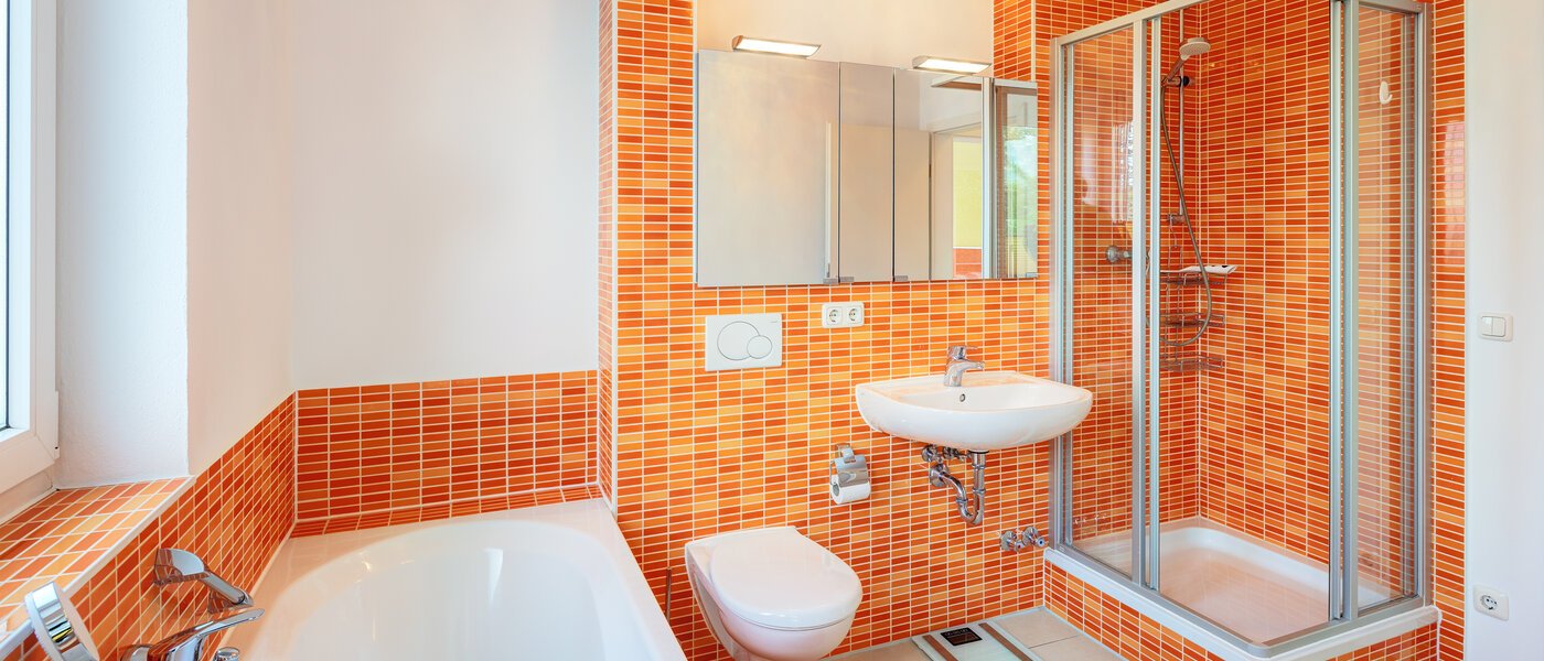 联排别墅 München Westpark 02 第一卫生间 5296