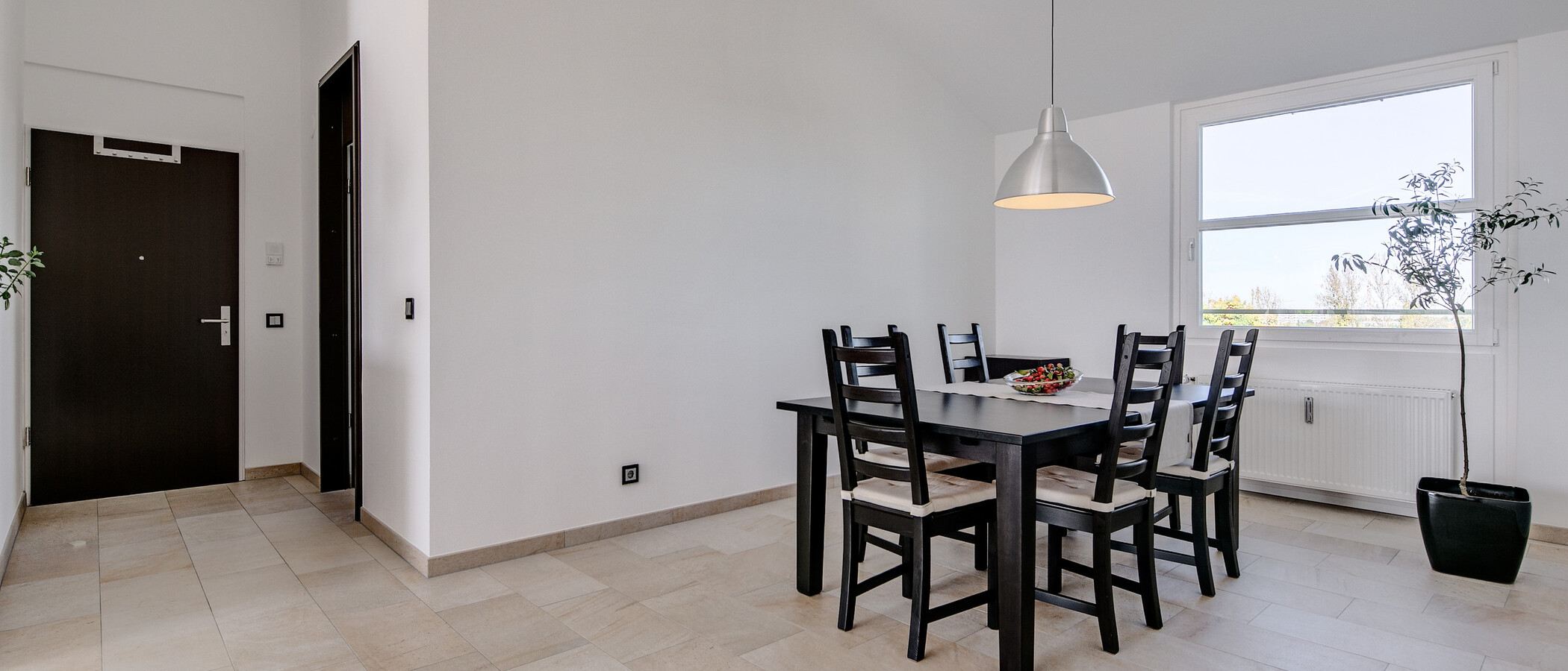 屋顶露台公寓 München Arabellapark 02 餐厅 7279