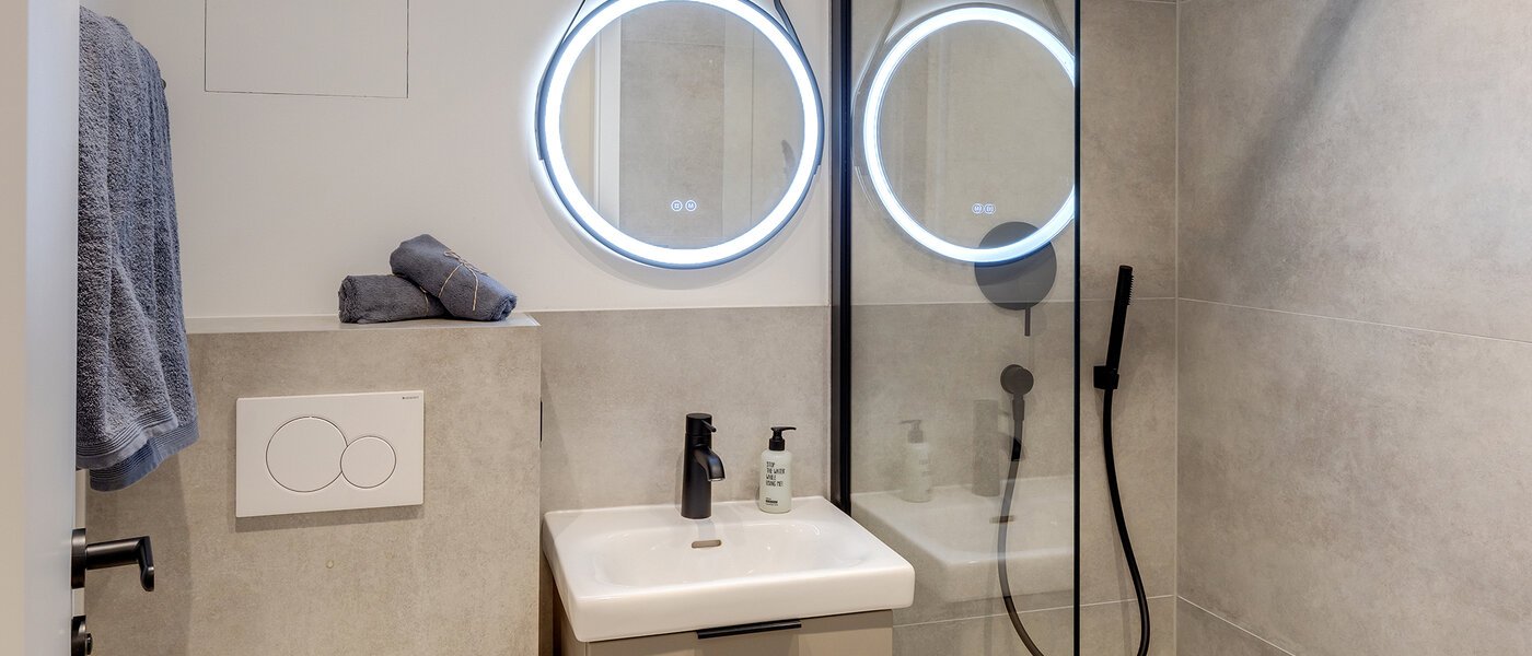 公寓 München Neuhausen 01 卫生间 7952