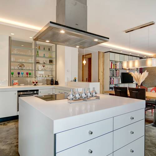 公寓 与 3 房间 | 慕尼黑-Maxvorstadt | 10358