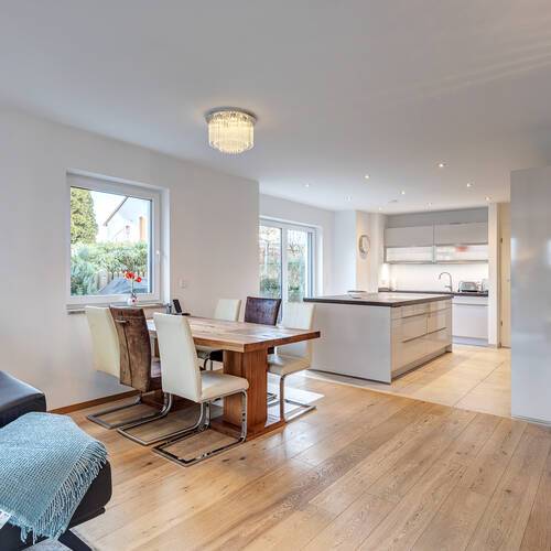 半独立式住宅 与 5 房间 | Gilching | 12856