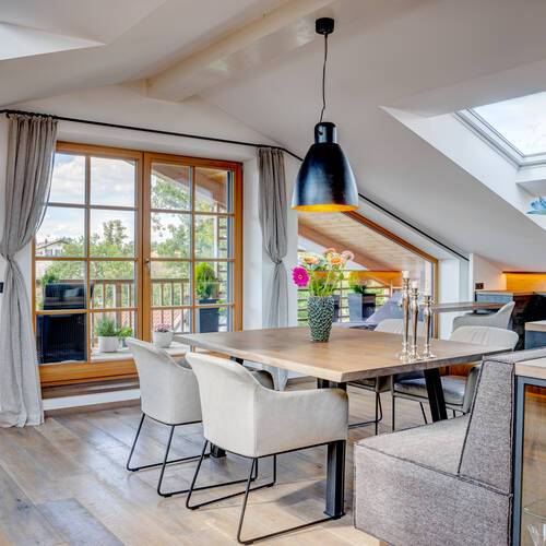 阁楼公寓 与 2 房间 | Holzkirchen | 13582