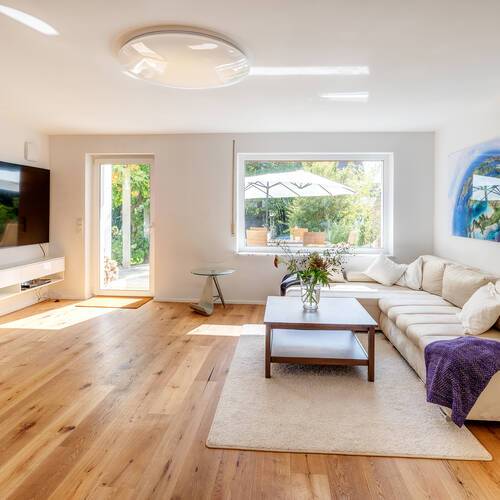 联排角落别墅 与 5 房间 | Eichenau | 13696