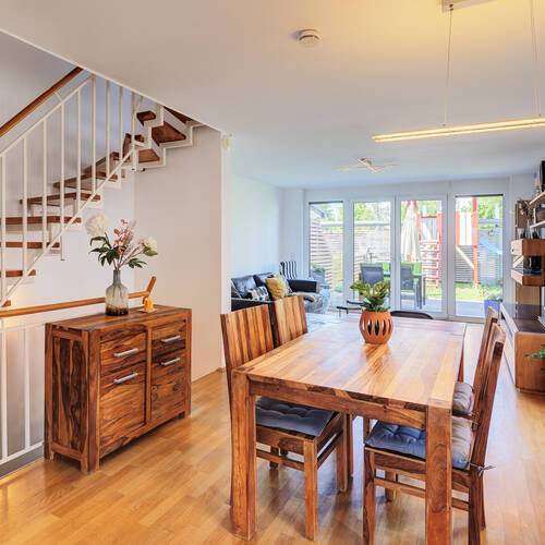 联排角落别墅 与 5 房间 | Karlsfeld | 14478