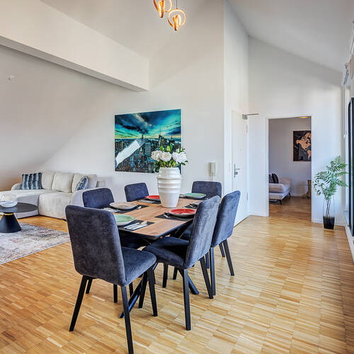 屋顶露台公寓 与 3 房间 | Aschheim | 14787