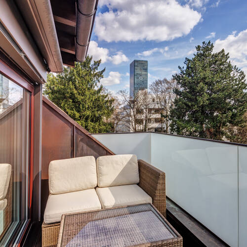 屋顶露台公寓 与 4 房间 | 慕尼黑-Moosach | 14797