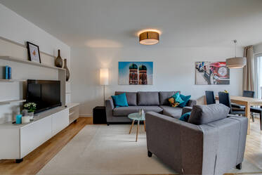 2017 年新建：三室公寓