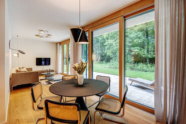 伊萨尔河高岸上的精品设计公寓 