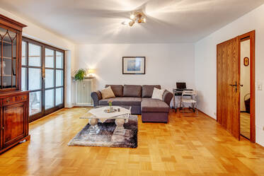 Neufahrn b. Freising: 花园公寓出租