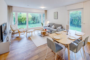 新房源带花园的家庭式公寓出租