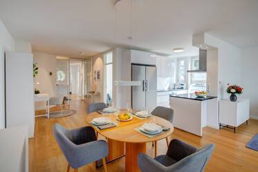 可眺望 Nymphenburg 城堡公园的公寓