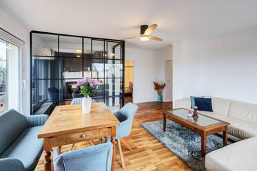 顶层公寓带宽敞屋顶露台出租