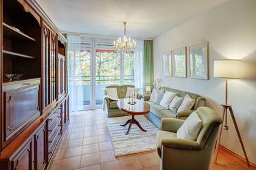 Bogenhausen迷人三居室公寓