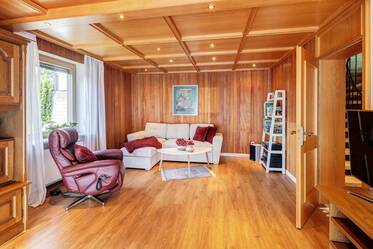 带家具的 半独立式住宅 在 Lochhausen