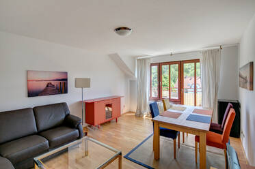 Helle Dachterassenwohnung in Isarnähe, inkl. TG