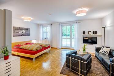 哈拉钦宽敞的单间公寓