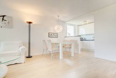 明亮装修公寓出租