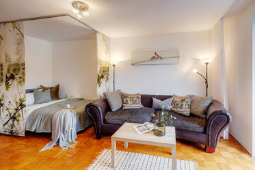 带家具的 公寓 在 Milbertshofen